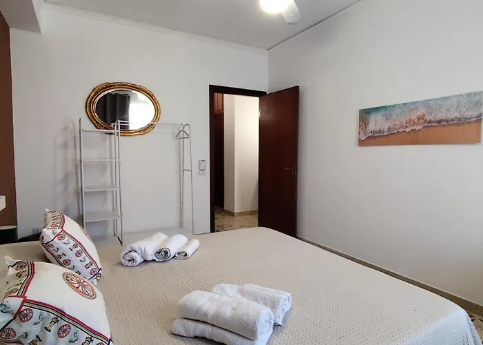 Casa Medi * 切法卢