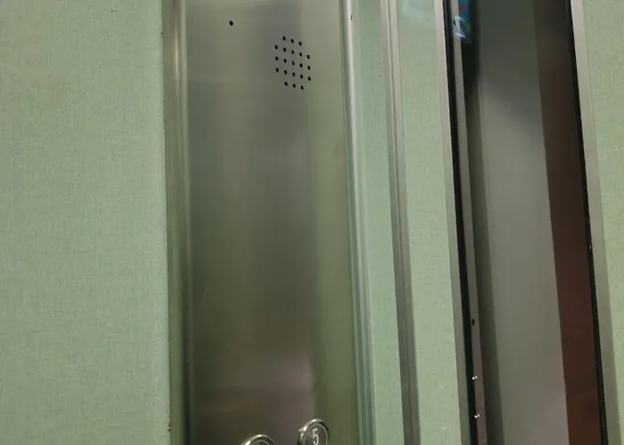 Casa Medi 公寓 切法卢