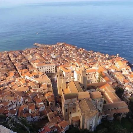 Casa Medi 아파트 체팔루